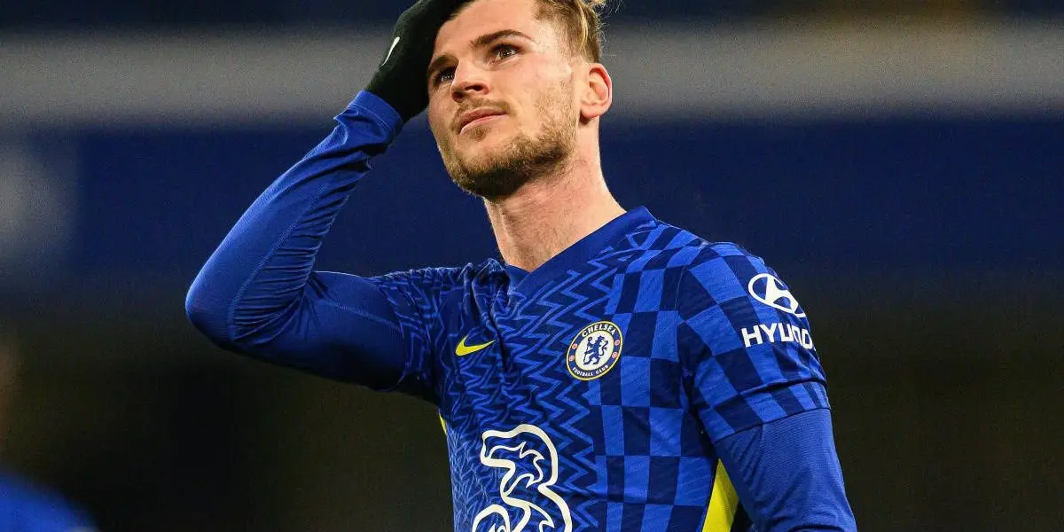 According to Italian football journalist Fabrizio Romano, the striker should have chosen to move to Liverpool rather than Chelsea.