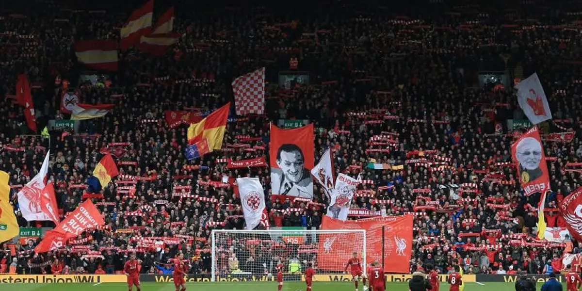 An experienced coach spoke highly of the Reds' supporters