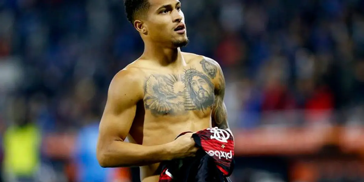 Both teams are desperate to sign the Brazilian rookie