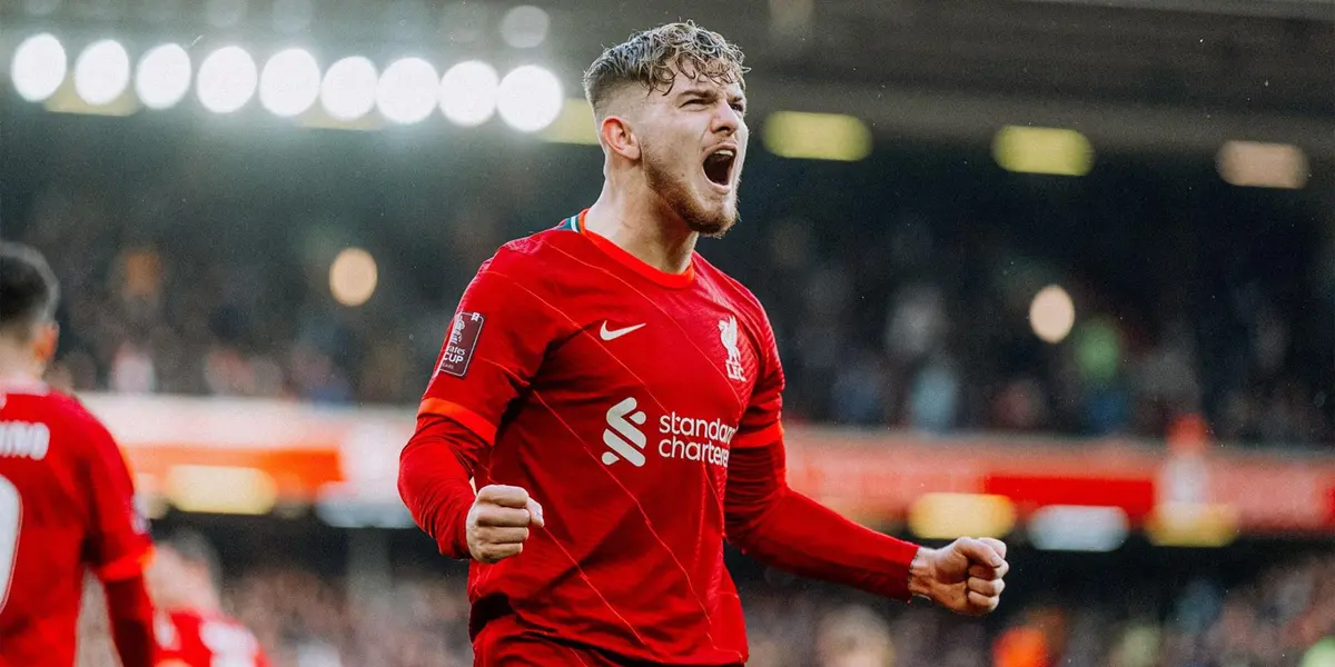 Elliott shouldn't have been in the starting lineup