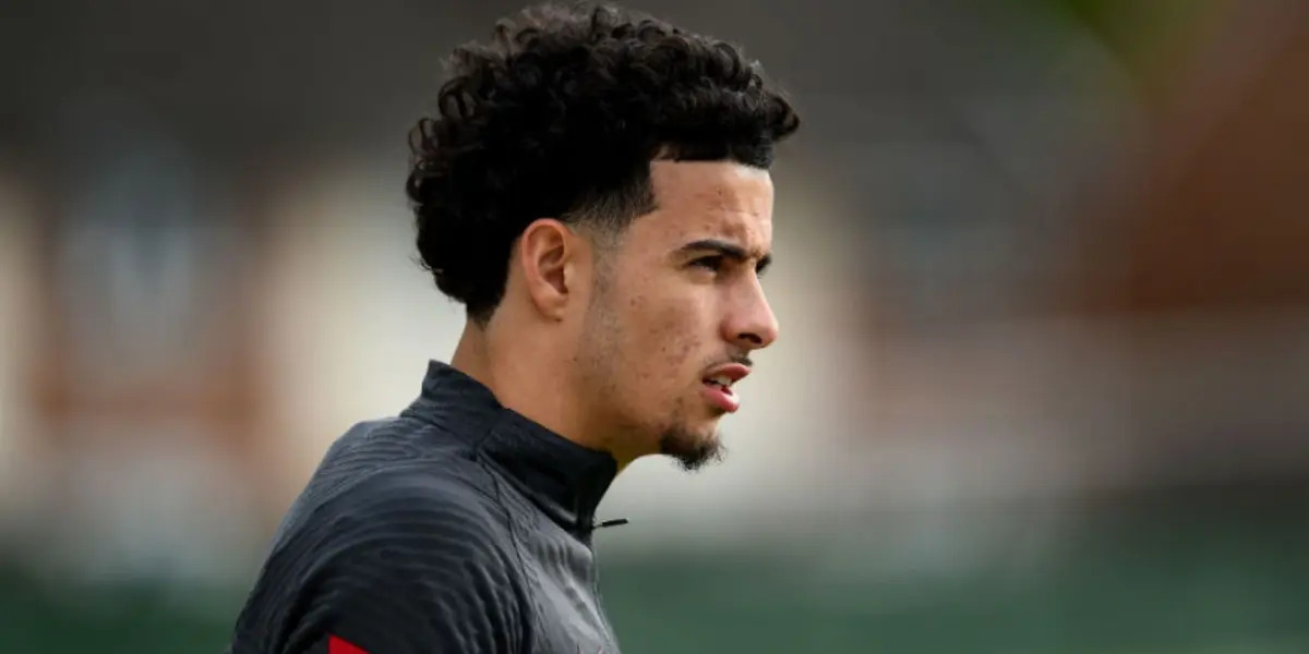 He hasn't entirely given up on his preferred formation