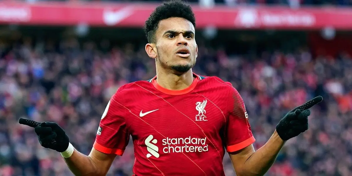 Journalists criticised the Liverpool striker's luxury watch, while others defended the Colombian: “it's his money”