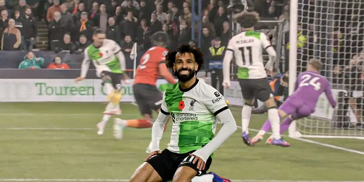 Mo'can't believe his partner's mistake