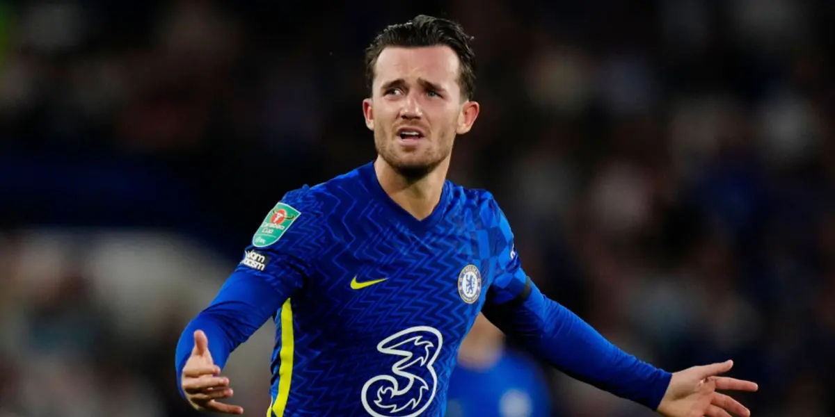 One of Chelsea's players thinks that his team should copy what Liverpool is doing