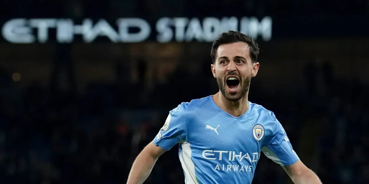 Reports suggest that Liverpool have joined the race in signing Manchester City star Bernardo Silva, alongside Barcelona and PSG.