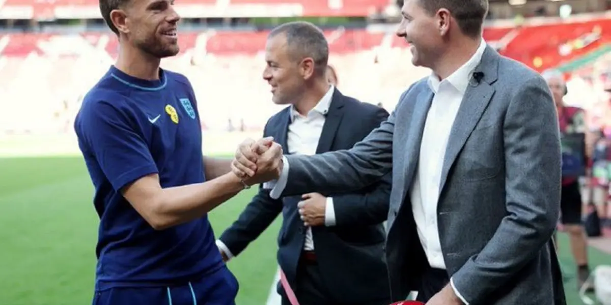special moment for Liverpool and its fans as the legend Steven Gerrard and captain Jordan Henderson were reunited