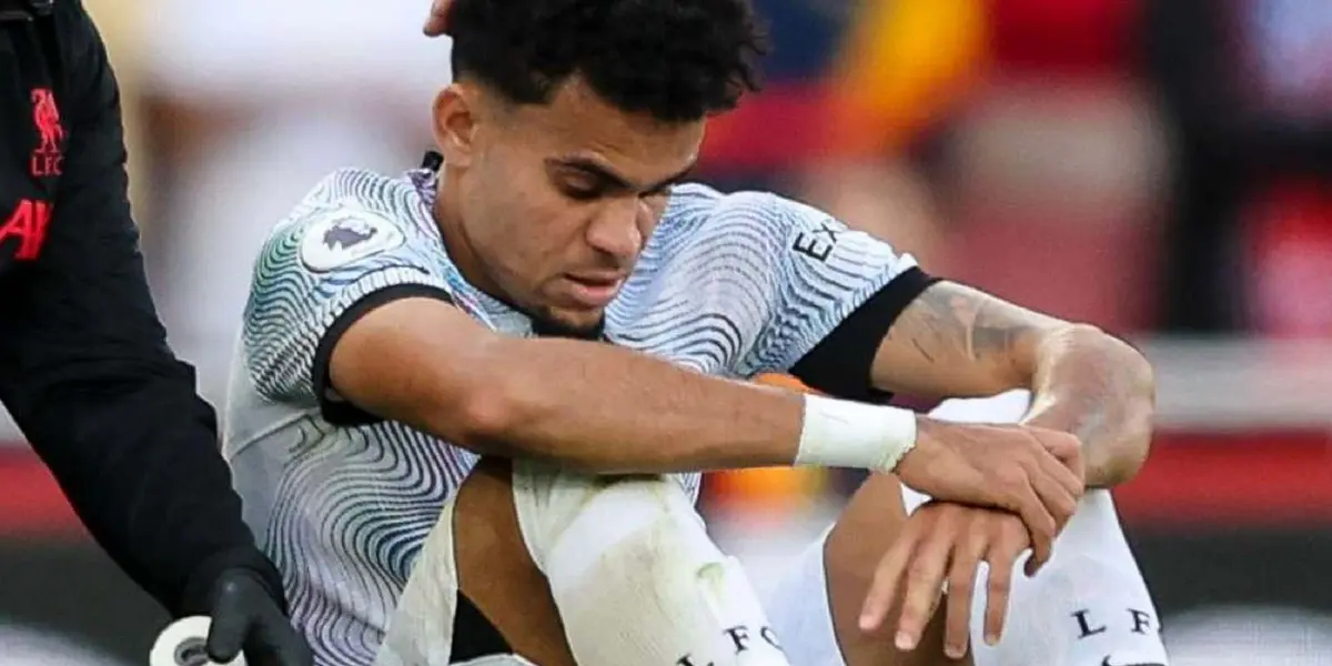 The Colombian striker will be out for three months and Liverpool are assessing the possibility of adding a new reinforcement