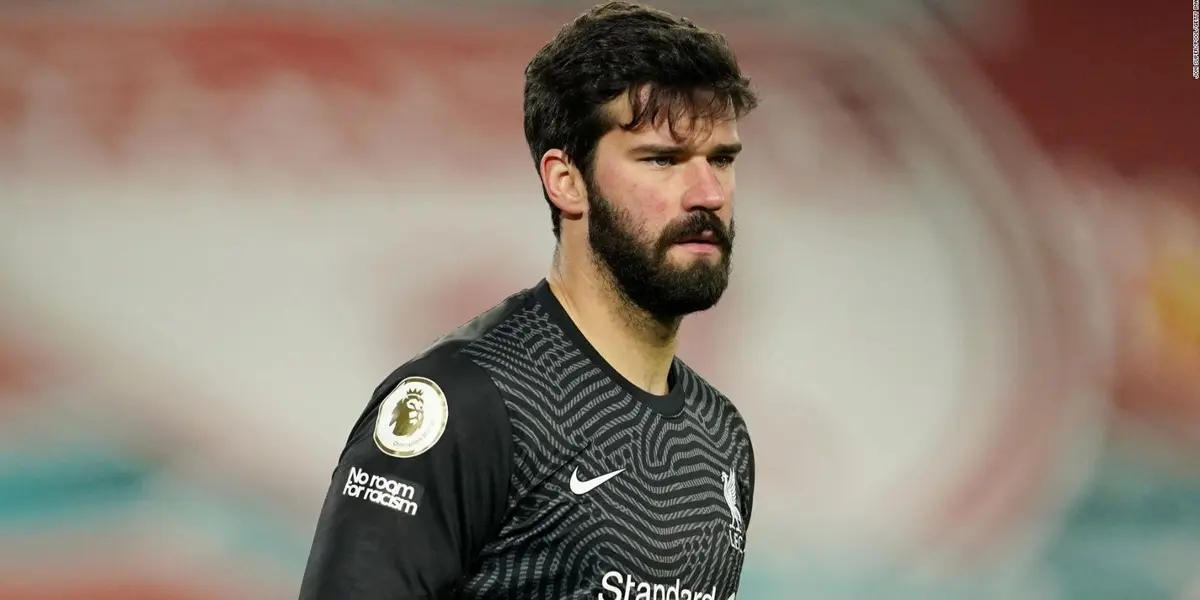 Allison Becker among the 10 most expensive goalkeepers in the world