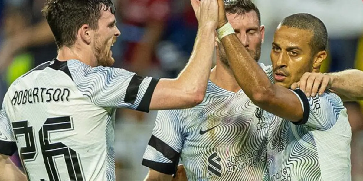 The Liverpool midfielder showed all his class in the friendly against Milan with a dedication to the former Spain coach