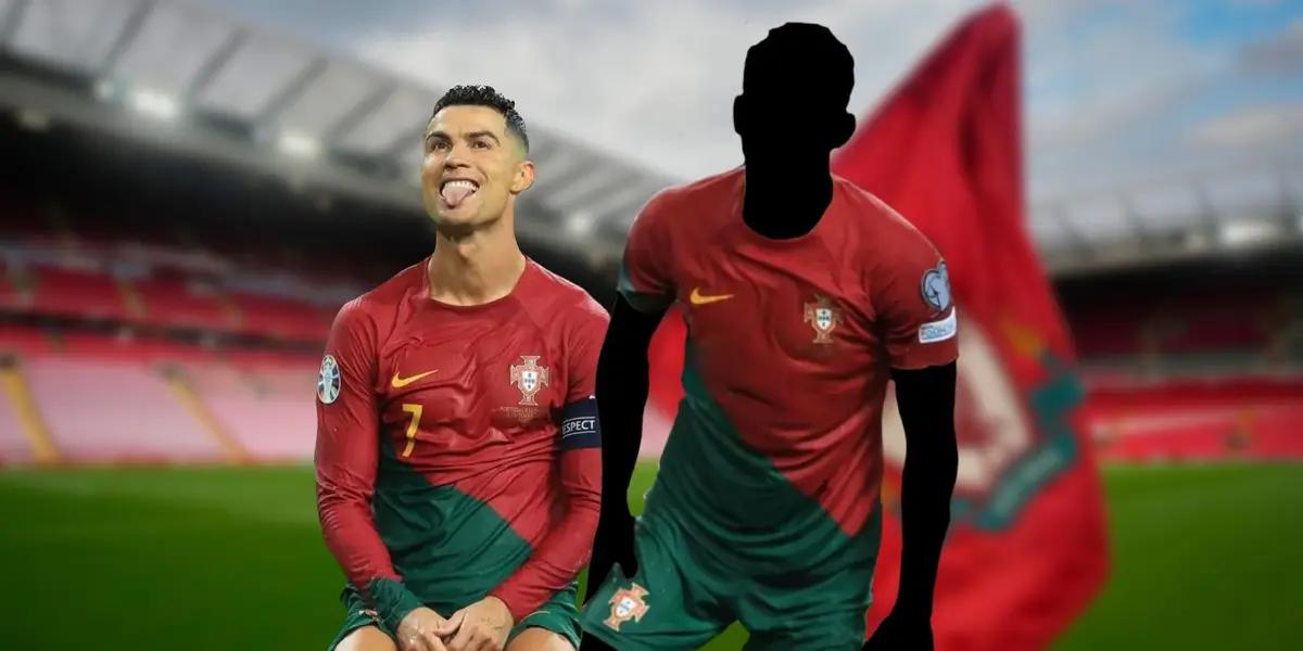 The player is being tracked by the German coach