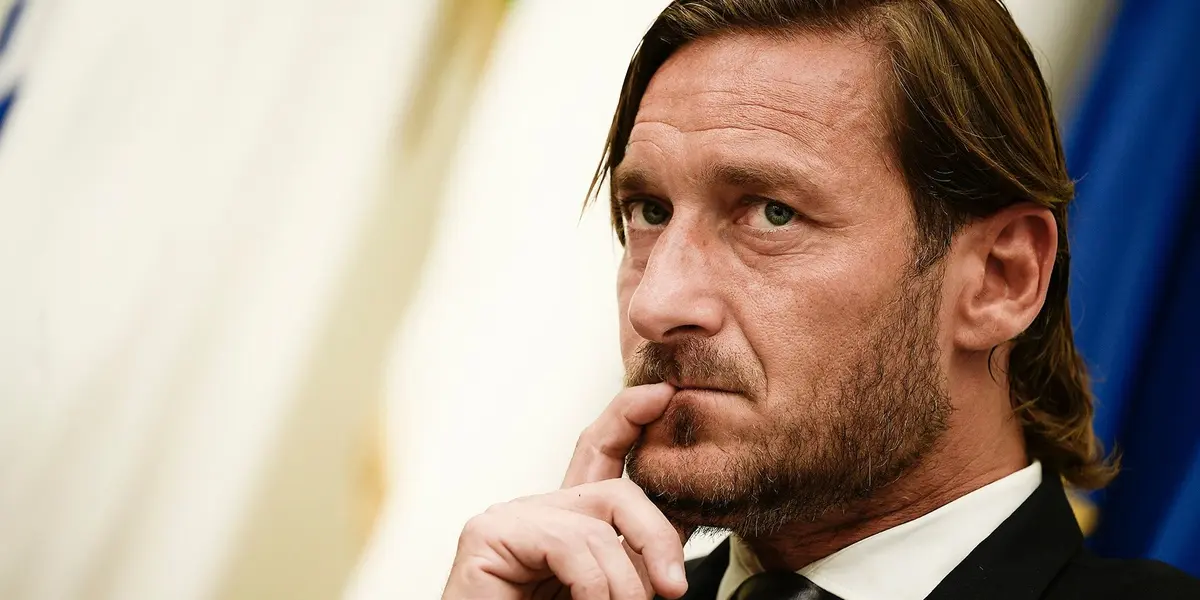 Totti claims Mohamed Salah cost €200m and shares his Liverpool prediction.