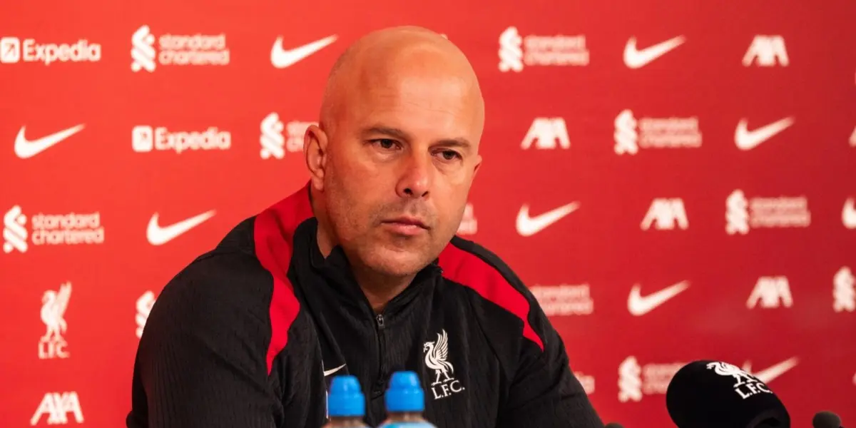 Arne Slot at the conference