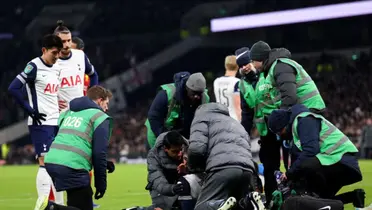 Bentancurt was left on the ground after fighting for the ball in the air with a Liverpool player, he had a clash of heads