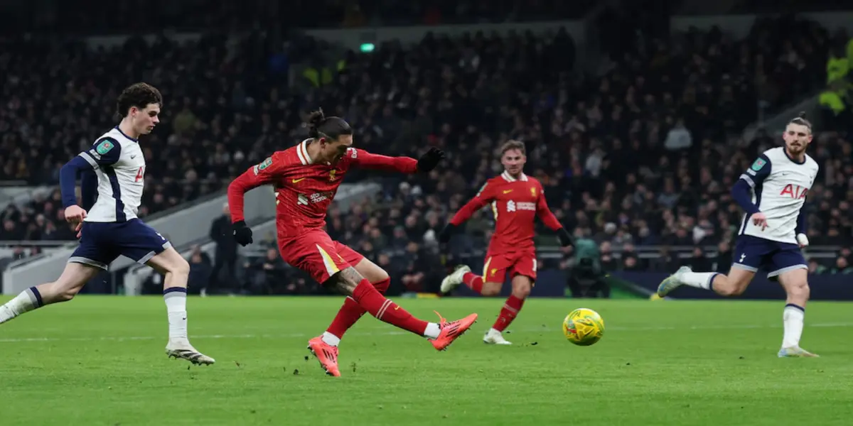 Both teams will seek a place in the final of the competition