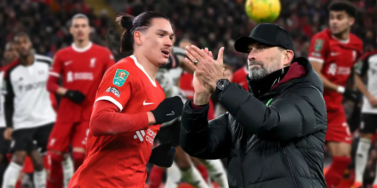 Darwin Núñez junto a Klopp