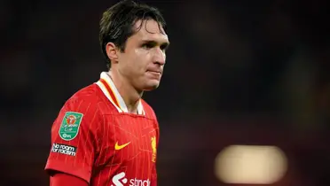 Despite rumors of his departure, Chiesa wants to stay at Liverpool.