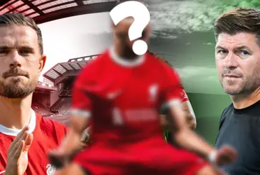 Hendo with Gerrard and an unknown player