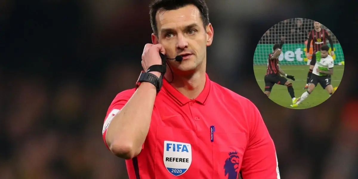 In the first half of the match, there was a play that should have been a sending off for the Reds