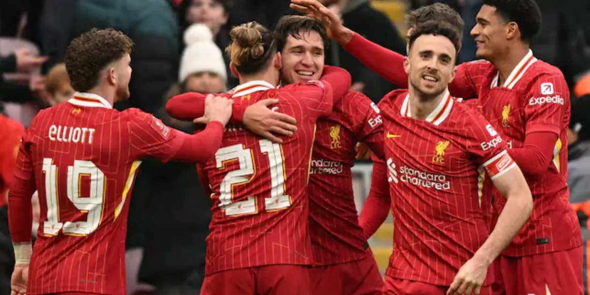 Liverpool beat Accrington Stanley 4-0 and went through to the next round of the FA Cup