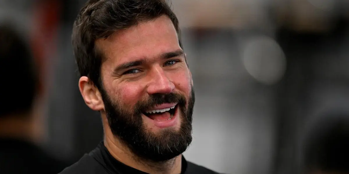 Liverpool's Goalkeeper Had an Interview and Shared His Musical Tastes