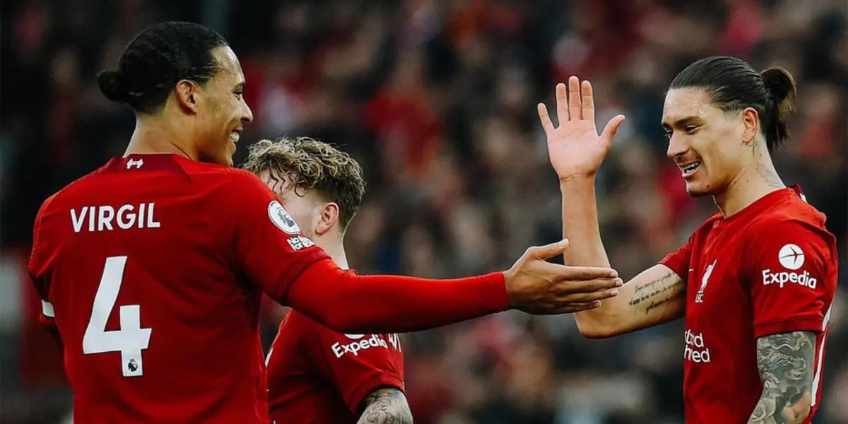 Virgil Van Dijk and Darwin Nuñez